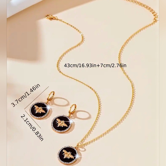 Black, Gold & Bling Bee Jewelry Set - Picture 2 of 4